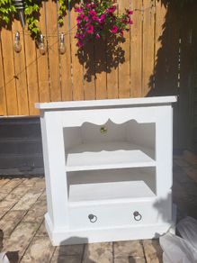 Free TV corner unit