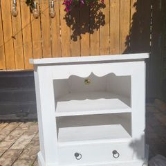 Free TV corner unit