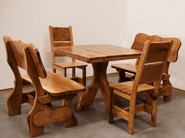 table 4 chairs