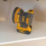 dewalt sander Image 2