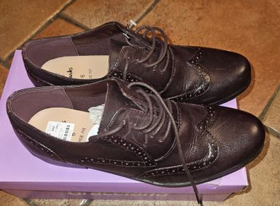 clarks brogue shoes