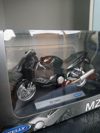 Welly MZ 1000s