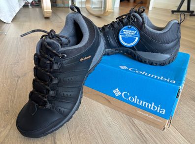 Brand New Columbia Woodburn Waterproof Hiking Shoes (Mens Size 7.5)