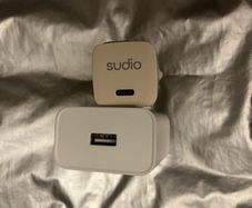 25 watt PD Fast Charger Hub Wall Power Adapter usb c usb a iPhone apple Samsung lg Huawei Sony Motorola