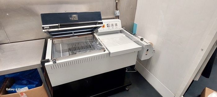 shrinking wrapping machine
