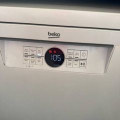 Beko Dishwasher B300