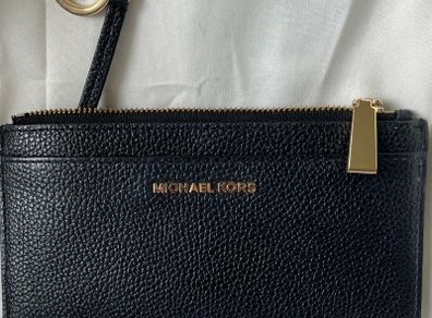 Micheal Kors Slim Long Card Holder-used
