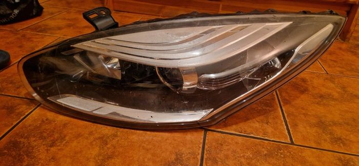 Front Left Headlight for Renault Megane III (Left-Hand Drive)