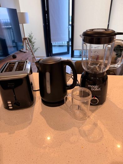 kettle + toaster + blender