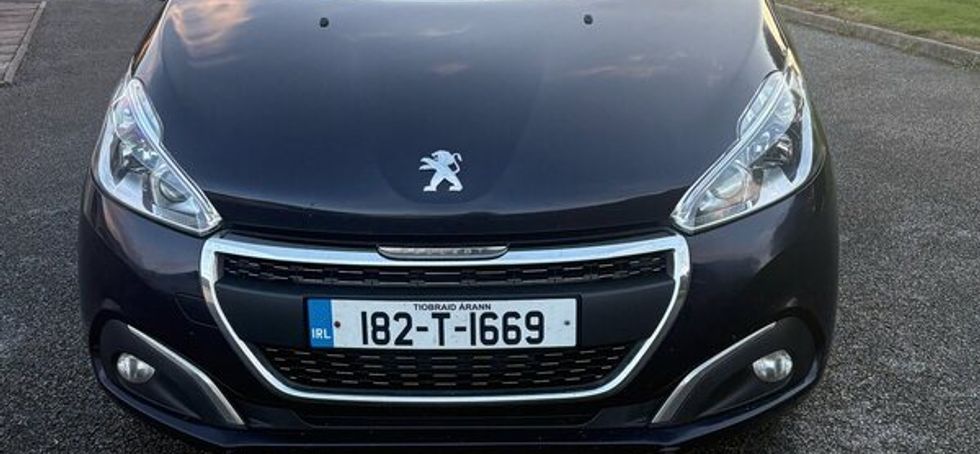 Peugeot 208