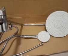 Sonas shower head