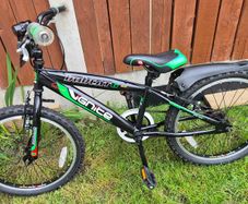 20inch Ignite Bobcat boys mountain bike.