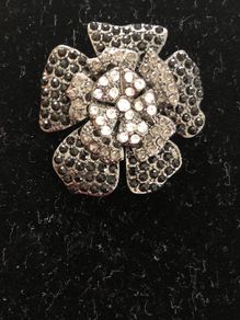 brooch