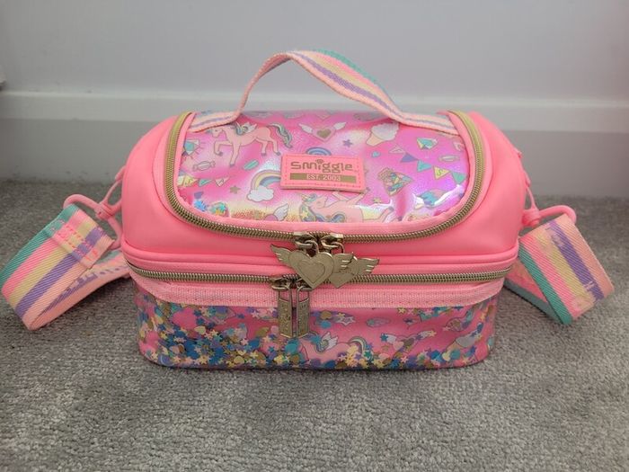 Smiggle Fiesta Classic Unicorn Backpack & Lunchbox