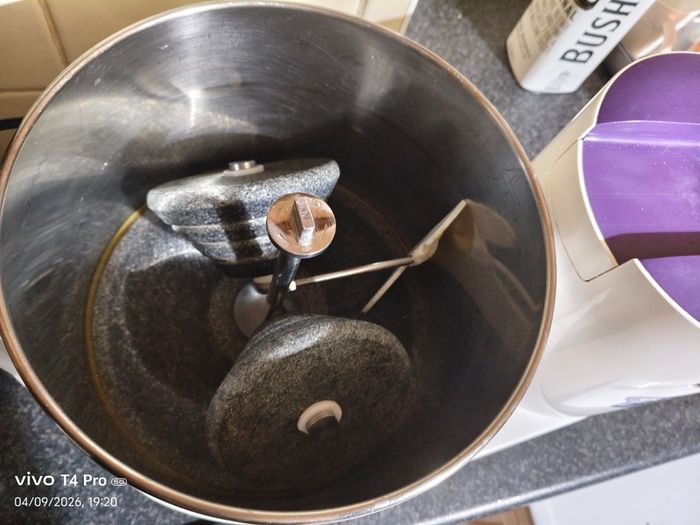 Household Items Bundle : TV, Air Fryer, Gym Set, Kitchen Appliances
