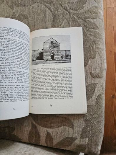 Assisi And Enviorons. 59 Illustrations.  Paperback In Good Condition.  See Photos For Same.