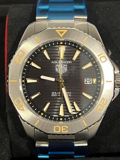 TAG Heuer Aquaracer Professional 200 Solargraph