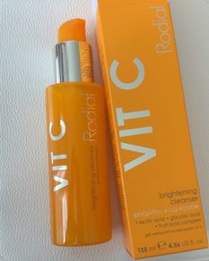 Rodial Vit C brightening cleanser 135ml
