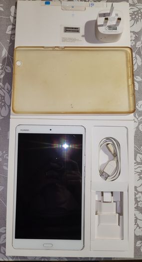 Huawei MediaPad M3 Tablet - Harman Kardon