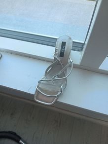 womens sandals