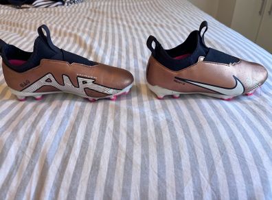 Nike Mercurial kids football boots