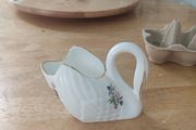 Royal Tara 'Fine Bone China' SWAN - Authentic Made in Galway