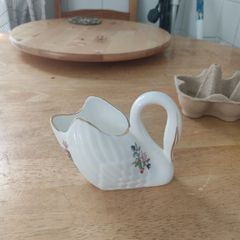 Royal Tara 'Fine Bone China' SWAN - Authentic Made in Galway