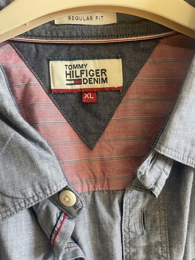 tommy hilfiger shirt size S