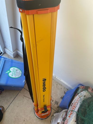laser level