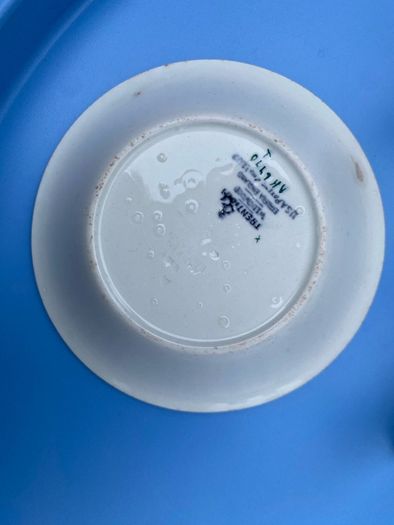 Six mismatched pretty plates/dishes