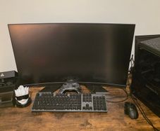 Curved gaming monitor gigabyte G32qc