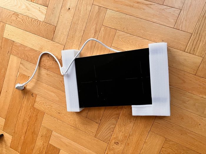 Portable induction hob