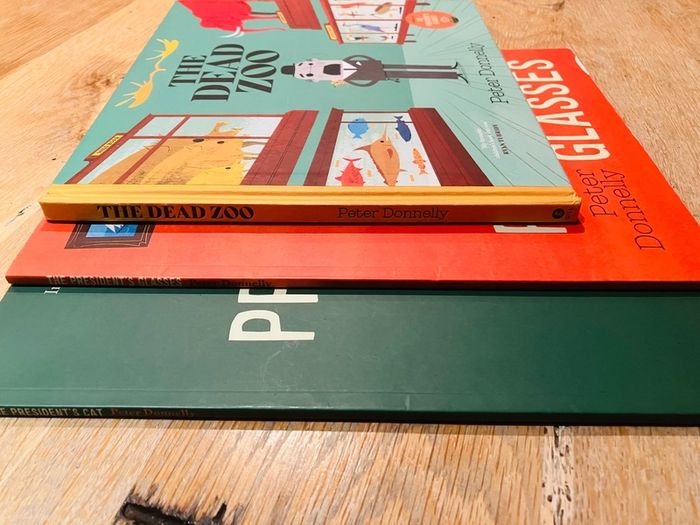 Peter Donnelly Kids Books x3 - The President's Cat, Glasses & Dead Zoo