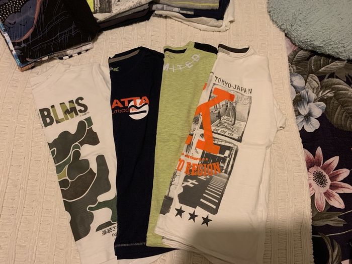 Tshirts selection ( short and long sleeve) 7-9 years old like new