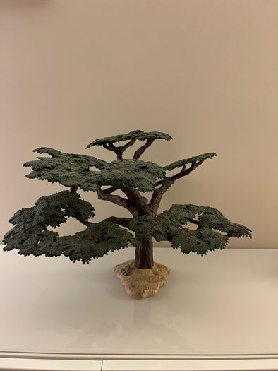 Retired Scheich Tree