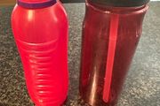 2 pink water bottles - Thermos and Sistema
