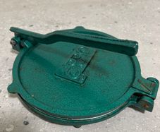 Tortilla press