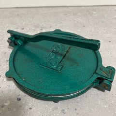 Tortilla press