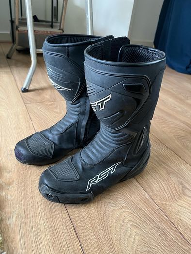 Motorcycle boots