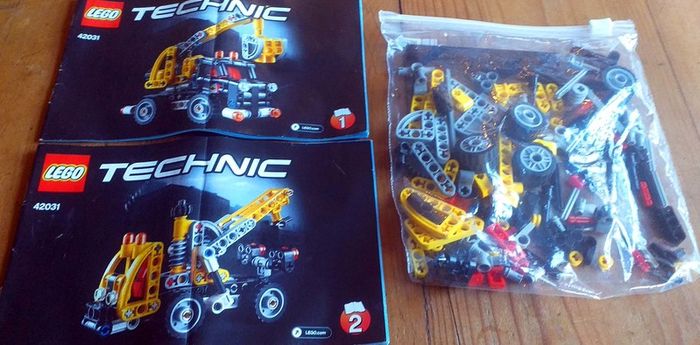 Lego Technic 42031: Cherry Picker (2015) 100% Complete (NO BOX)