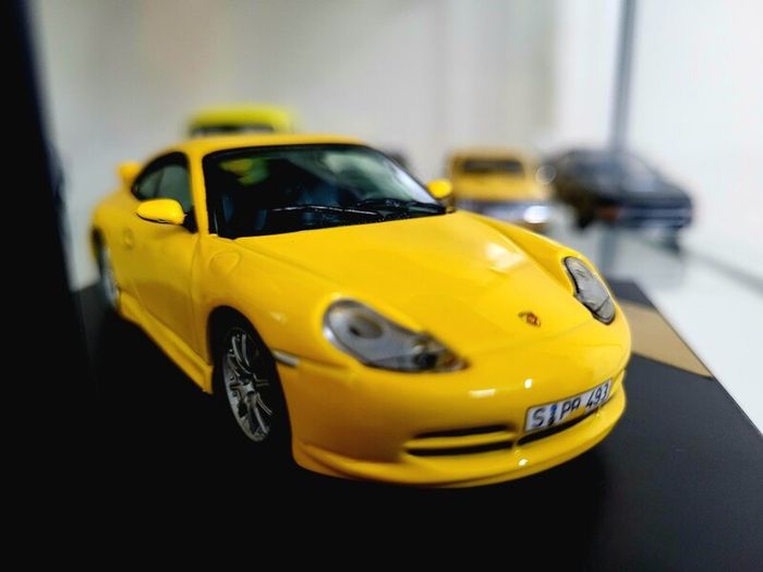 Porsche 911 Gt3 1:43 Model Reduced To Clear