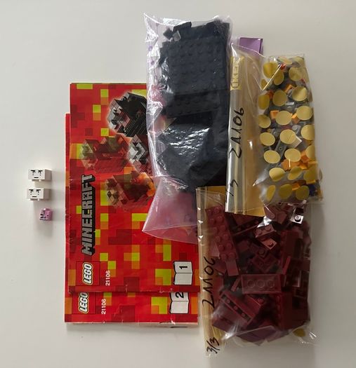 Lego Minecraft Micro World The Nether 21106