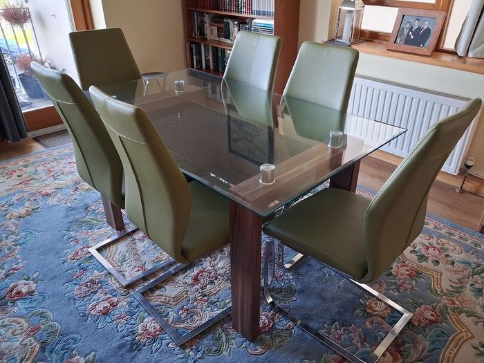Dining Room Suite