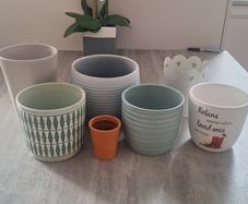 Plant pots