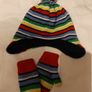 Winter hat and mitten set Image 2