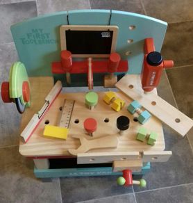 Child's workbench ( reduced  ) to 60 euros complete with box and instructions