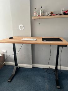 ikea hight adjustable desk