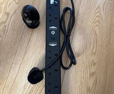 "Egg"  Mains Power Strip
