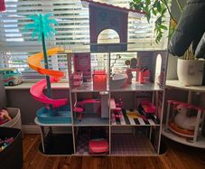lol doll houses rearly used