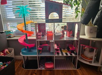 lol doll houses rearly used